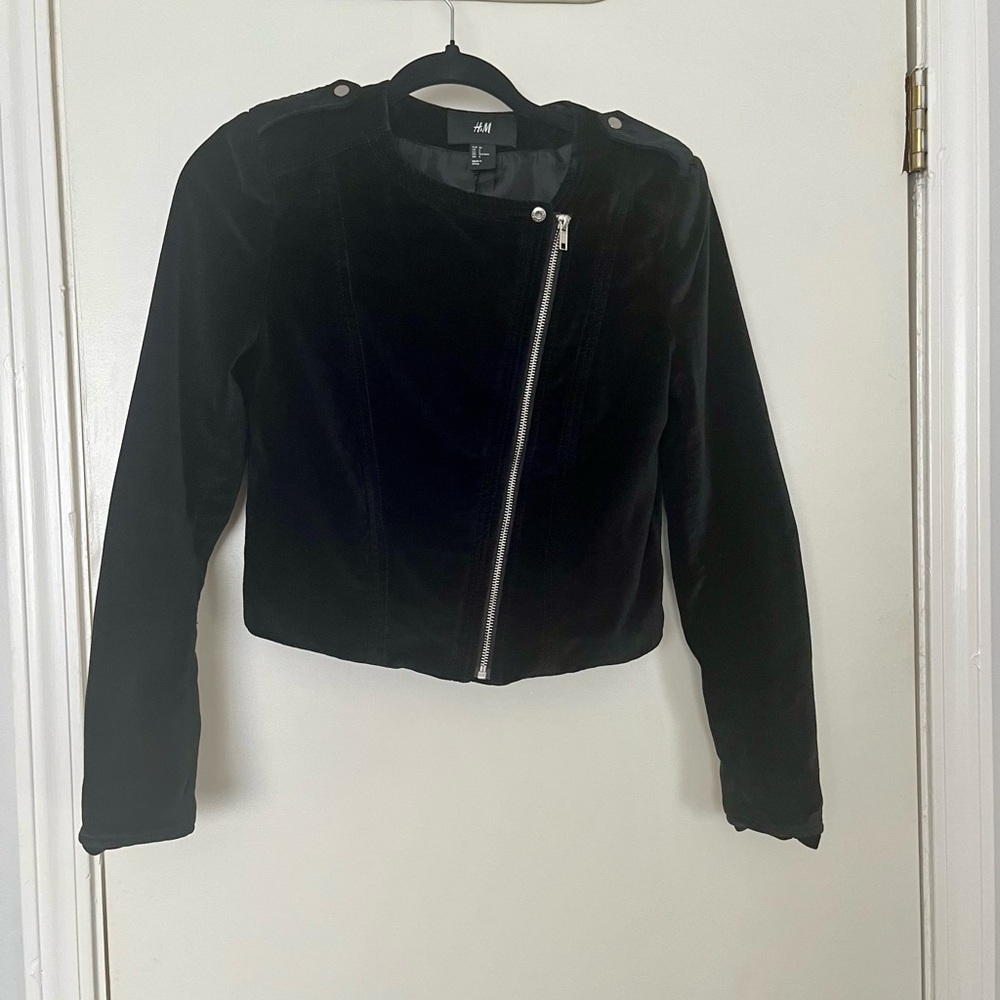 H&M Black Velvet Moto Jacket | Size 6